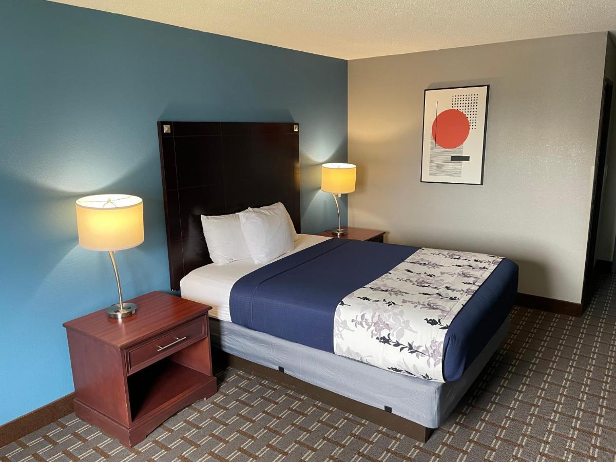 American Inn Cedar Rapids South Dış mekan fotoğraf
